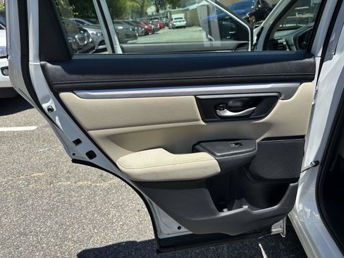Used 2020 Honda CR-V LX image 18