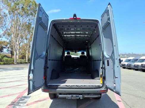 New 2026 Mercedes-Benz Sprinter 2500 image 21
