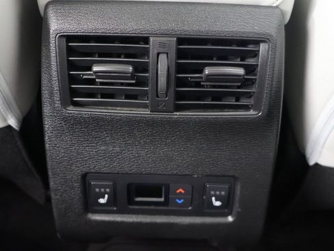 Used 2023 Mitsubishi Outlander SEL AWD/4WD image 61