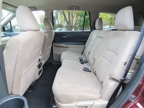 Used 2016 Honda Pilot EX image 14