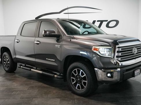 Used 2018 Toyota Tundra Limited w/ Limited Premium Package AWD/4WD image 7