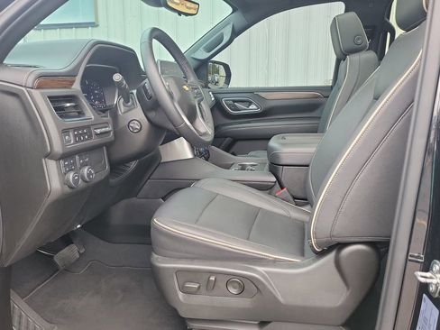 Used 2023 Chevrolet Tahoe Premier w/ Premium Package 2 AWD/4WD image 20