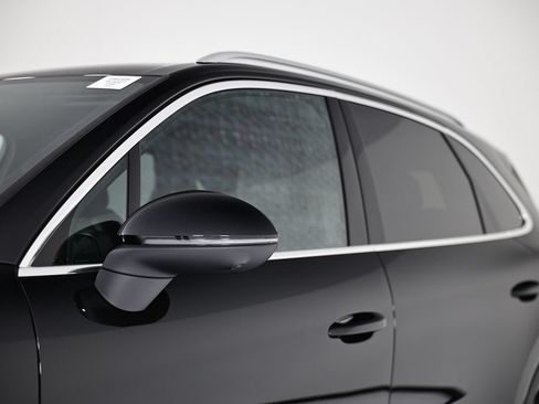 New 2026 Porsche Cayenne S AWD/4WD image 12
