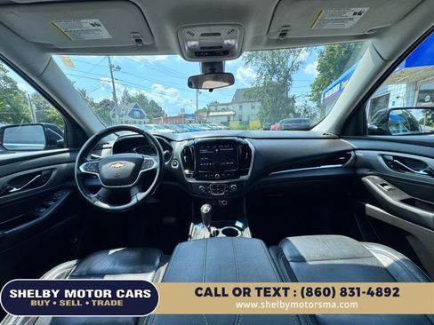Used 2020 Chevrolet Traverse LT w/ Driver Confidence II Package AWD/4WD image 20