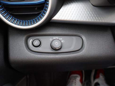 New 2026 Chevrolet Trax LS w/ LS Convenience Package image 14