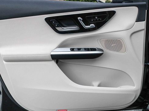 Certified 2026 Mercedes-Benz GLC 300 4MATIC image 22