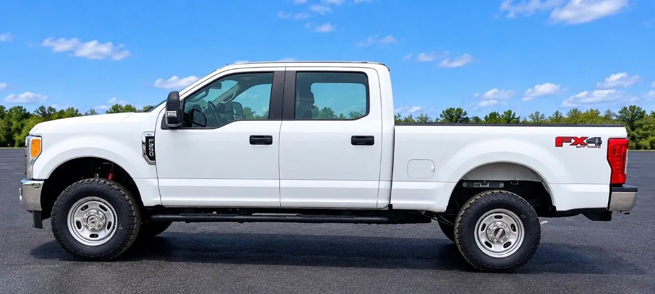 Used 2017 Ford F250 XL w/ Power Equipment Group AWD/4WD image 7