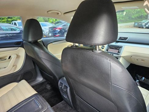Used 2012 Volkswagen CC Sport image 28
