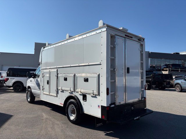 Used 2025 Ford E-350 and Econoline 350 Super Duty w/ Power Equipment Group RWD image 5