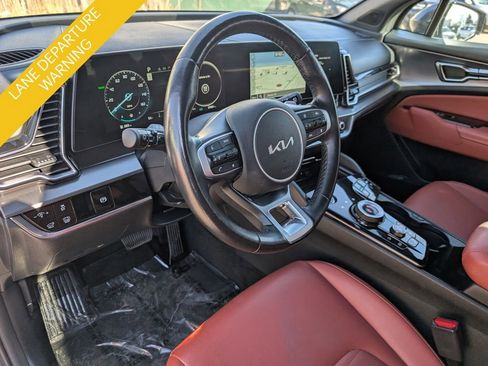 Certified 2023 Kia Sportage SX Prestige image 9