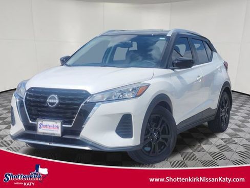 Used 2023 Nissan Kicks SV w/ Interior Electronics Package FWD image 1