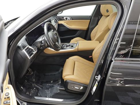 Certified 2026 BMW X5 xDrive40i w/ M Sport Package AWD/4WD image 6