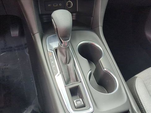 Used 2023 Chevrolet Equinox LS w/ LS Convenience Package FWD image 12
