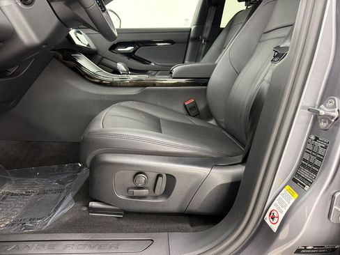 Certified 2026 Land Rover Range Rover Evoque S AWD/4WD image 5