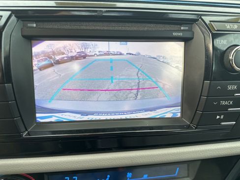 Used 2015 Toyota Corolla L image 26