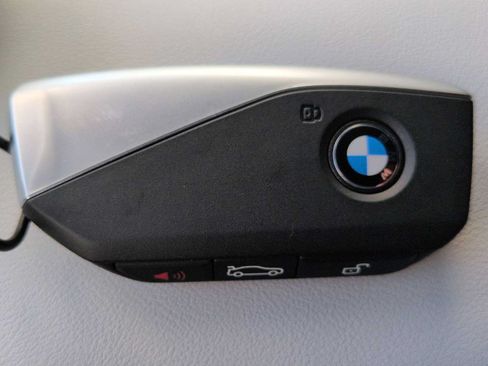 Used 2026 BMW X5 xDrive40i w/ Executive Package AWD/4WD image 38