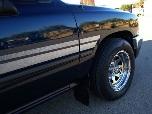 Used 1994 Toyota Pickup DX image 20