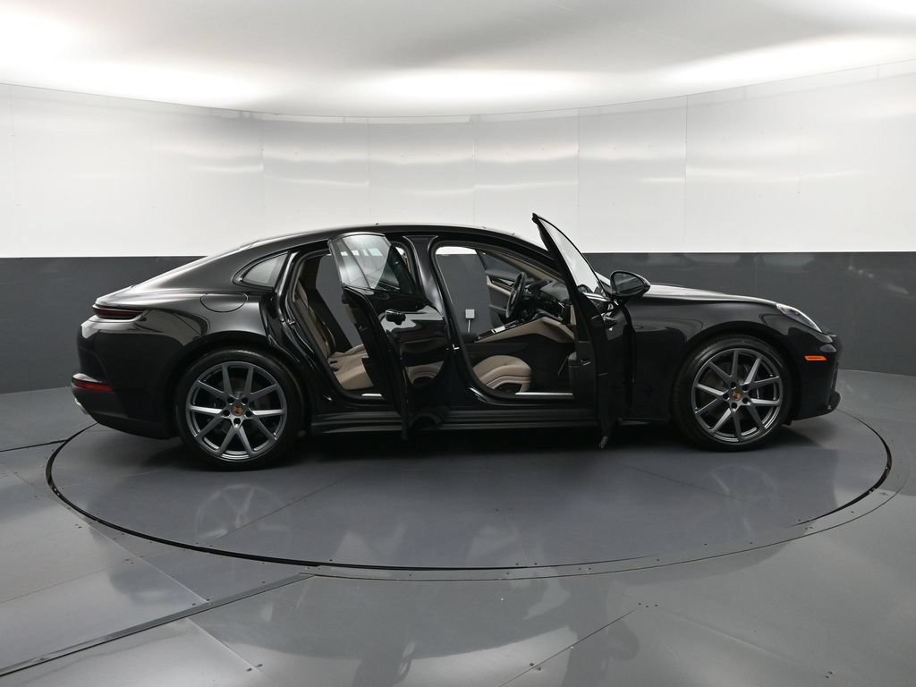 New 2026 Porsche Panamera 4 AWD/4WD image 33