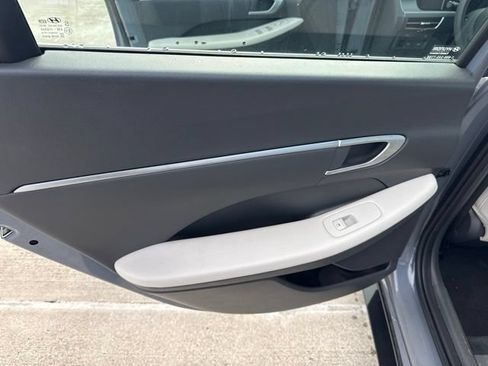 Used 2024 Hyundai Sonata SEL FWD image 12