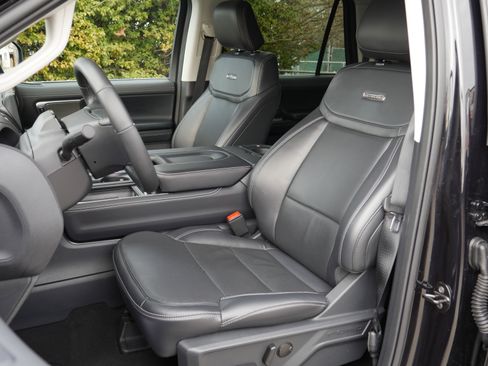 Certified 2025 Ford Expedition Max Platinum AWD/4WD image 39