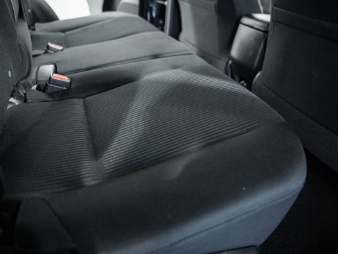 Used 2016 Toyota RAV4 LE image 27