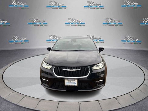 New 2026 Chrysler Pacifica Select image 8