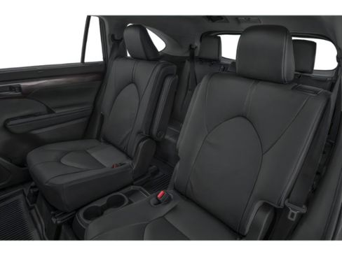 Used 2021 Toyota Highlander Limited image 13