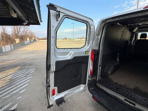 Used 2016 Ford Transit 150 130 Low Roof image 28