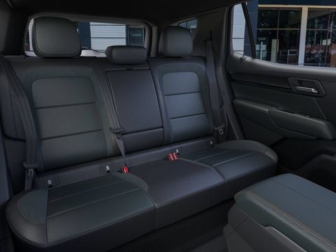 New 2027 GMC Terrain AT4 w/ Technology Package II AWD/4WD image 17