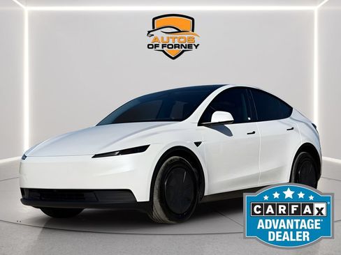 Used 2026 Tesla Model Y AWD image 1