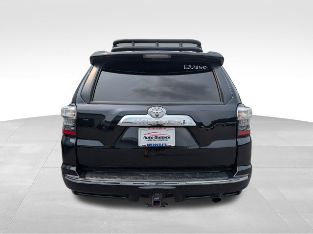 Used 2023 Toyota 4Runner Limited AWD/4WD image 6