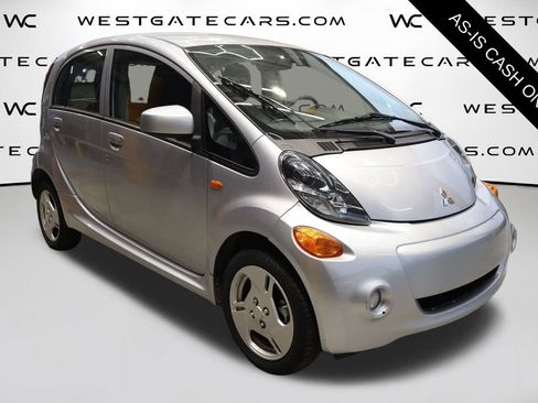 Used 2012 Mitsubishi i RWD image 2