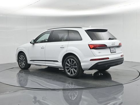 Used 2022 Audi Q7 2.0T Premium Plus w/ Premium Plus Package AWD/4WD image 28