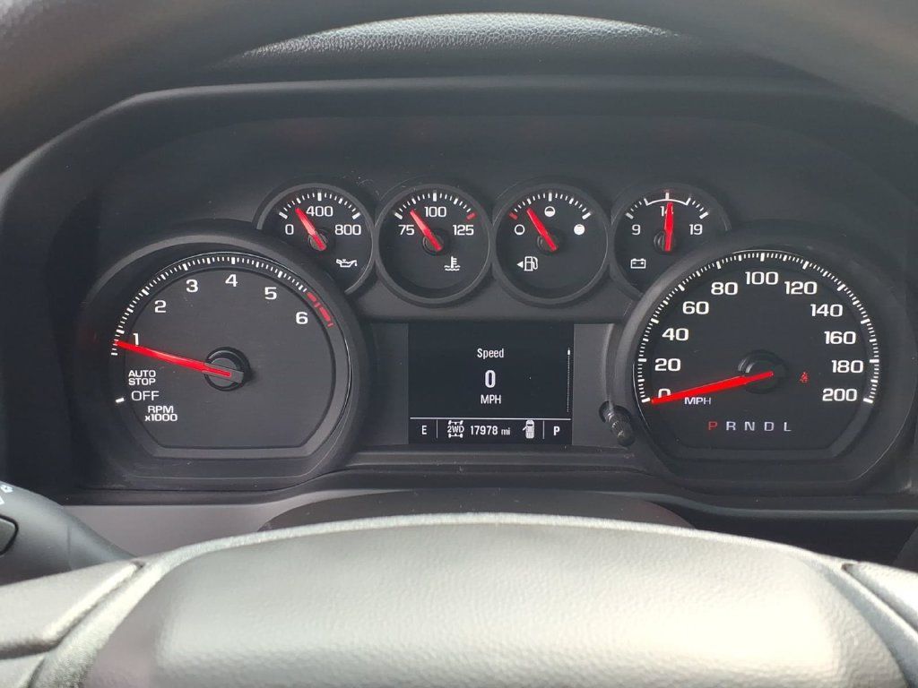 Used 2024 Chevrolet Silverado 1500 Custom AWD/4WD image 7