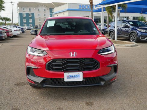 Used 2024 Honda HR-V Sport image 2