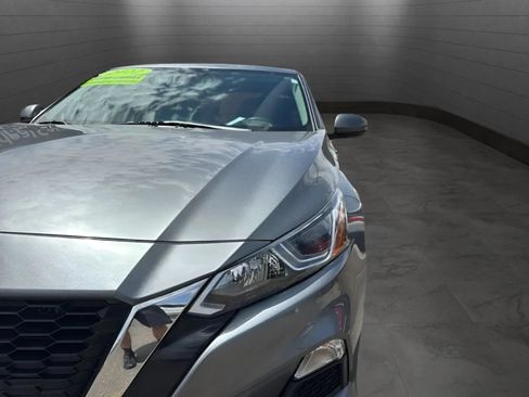 Used 2022 Nissan Altima 2.5 S FWD image 41
