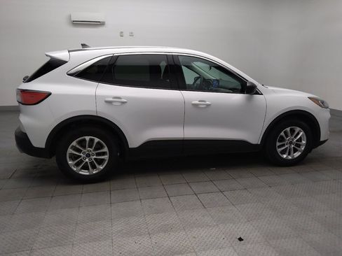 Used 2022 Ford Escape SE FWD image 10