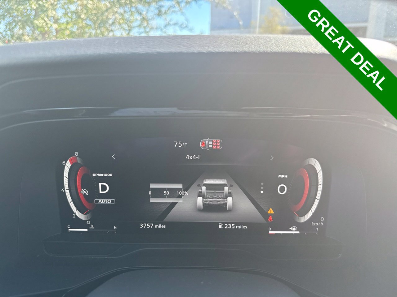 Used 2026 Nissan Pathfinder Platinum w/ Accent Package AWD/4WD image 31
