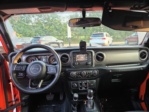 Used 2018 Jeep Wrangler Unlimited Sport S AWD/4WD image 26