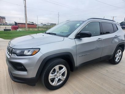 Used 2024 Jeep Compass Latitude w/ Convenience Group