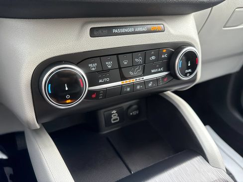 Used 2024 Ford Escape Active AWD/4WD image 36