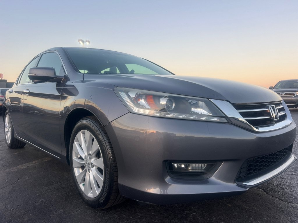 Used 2015 Honda Accord EX-L image 1