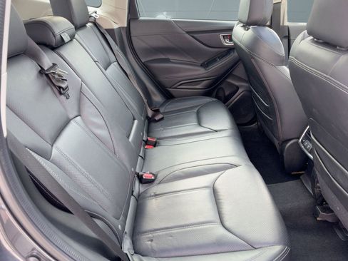 Used 2022 Subaru Forester Touring image 29