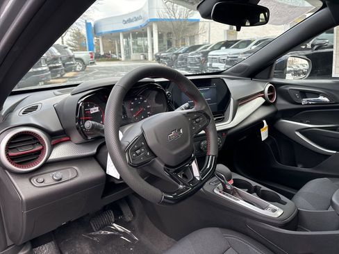 New 2026 Chevrolet Trax RS w/ Sunroof Package image 7