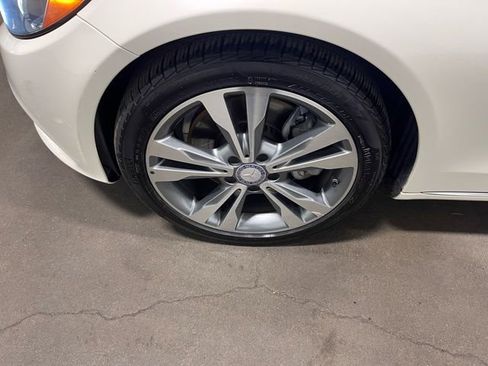 Used 2015 Mercedes-Benz C 300 4MATIC Sedan image 30