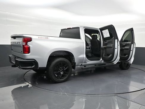 Used 2019 Chevrolet Silverado 1500 LT Trail Boss AWD/4WD image 31