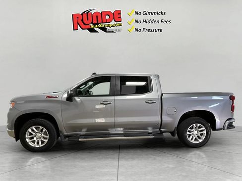 Used 2024 Chevrolet Silverado 1500 LT AWD/4WD image 2