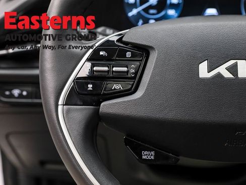 Used 2023 Kia Niro Wave image 15