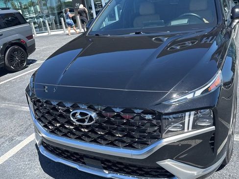 Used 2022 Hyundai Santa Fe Calligraphy image 3