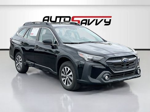 Used 2023 Subaru Outback AWD/4WD image 1